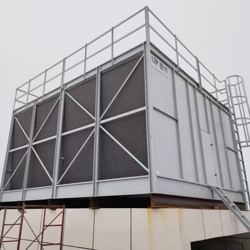 河南新鄉(xiāng)菱宇噴塑工藝的方形橫流式鋼板冷卻塔安裝完成